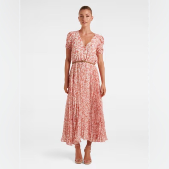 Ever New Dresses & Skirts - Forever New Pink Floral A-Line pleated dress